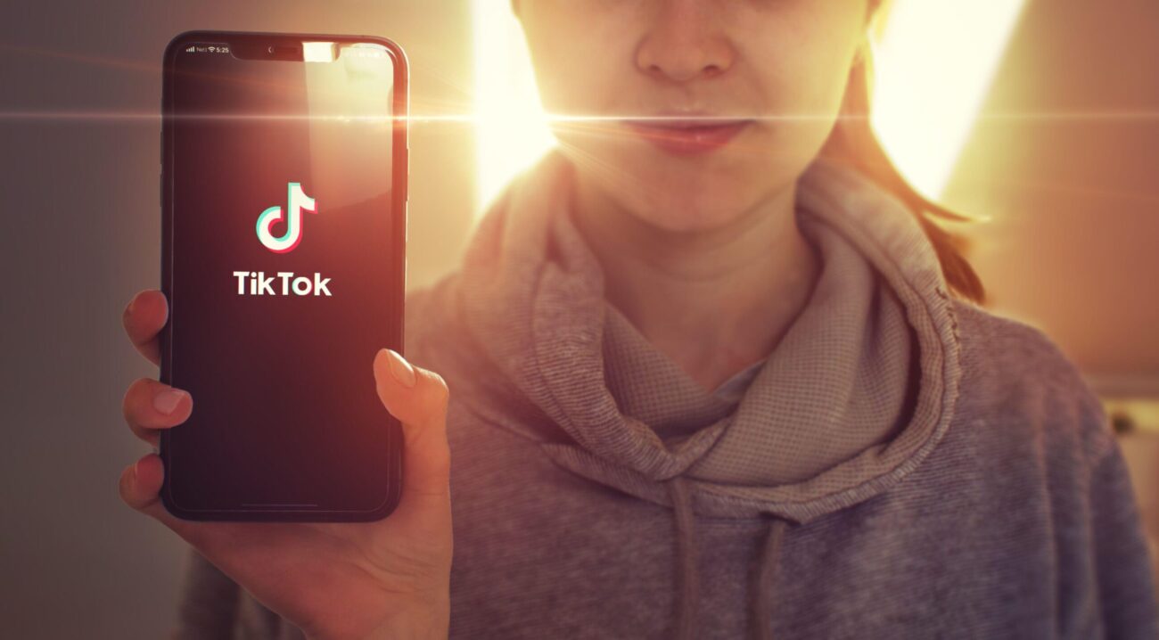 https://thecurrency.news/articles/203490/tiktok-relies-on-e12-billion-clover-investment-in-showdown-with-eu-data-watchdog/